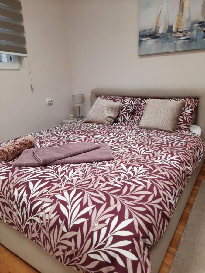 Apartment Aleksa 1 *