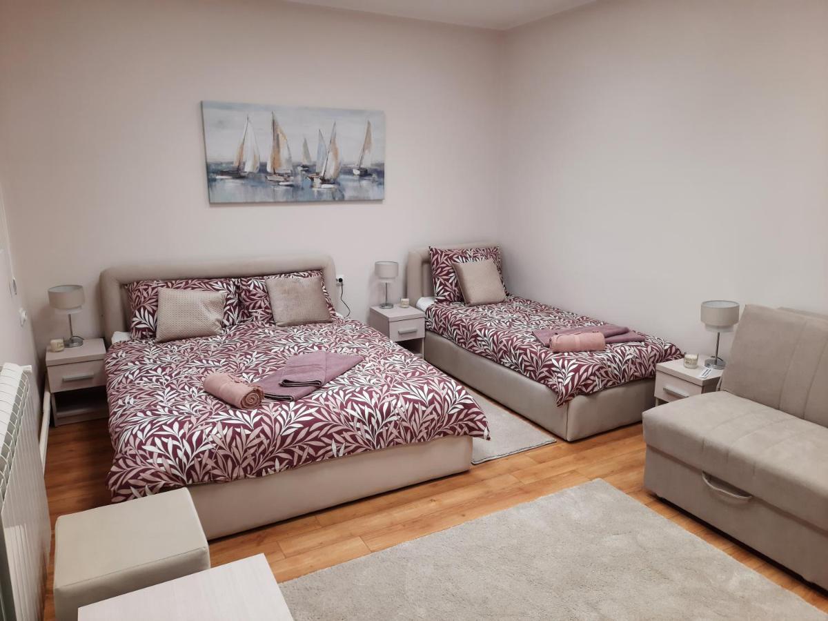 Aleksa 1 Apartment *